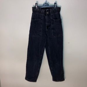 back jeans from zara with big pockets in the front